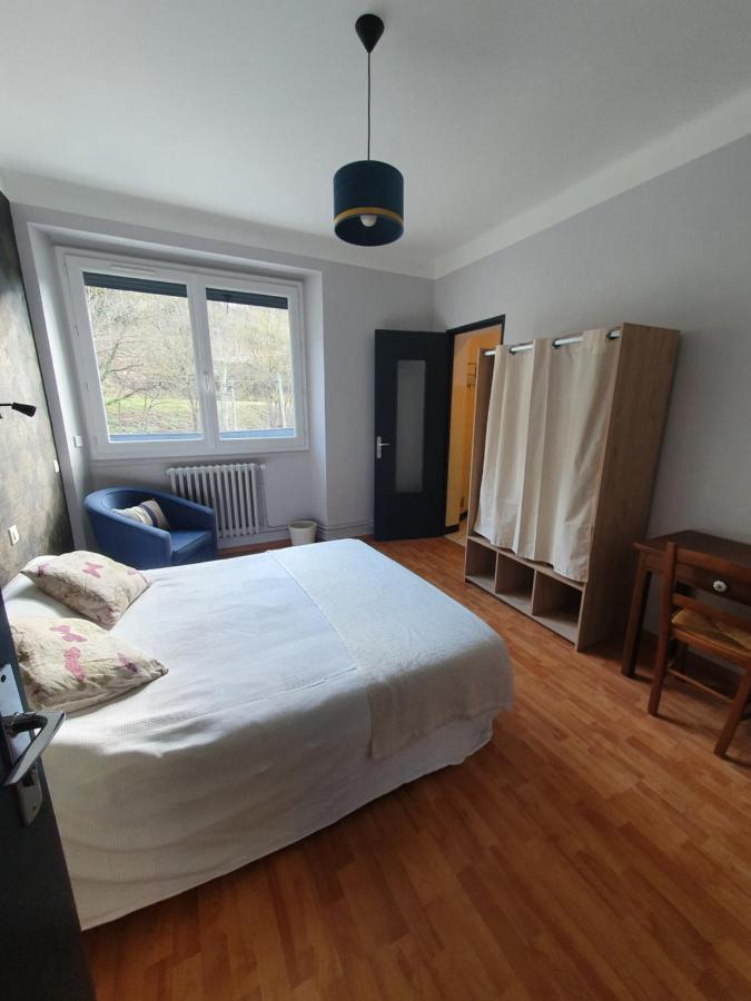 Chambre Privee Du Majestic Saint-Affrique Dış mekan fotoğraf